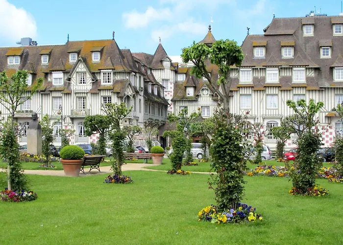 Le Hameau Du Prieure By Interhome Bonneville-sur-Touques