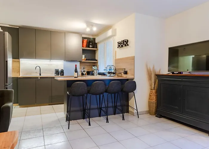 Apartment Le Hameau Du Prieure By Interhome